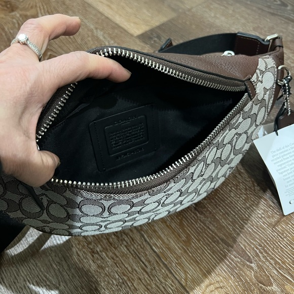 NWT coach warren fanny pack belt bag brown with wallet, 2 total - Picture 5 of 16